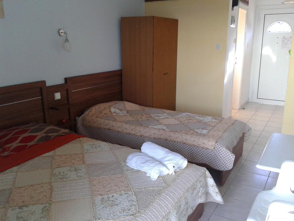 Drenos Rooms View Kallithea  Zimmer foto